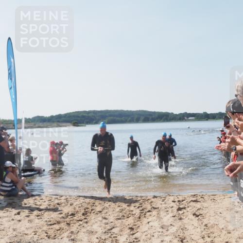 22.06.2025 - Viking Triathlon MichiJ http://msf.ph/oto/8064048 22.06.2025 10:27:07 Schwimmen 52, 81, 145, 288, 623 meine-sportfotos.de