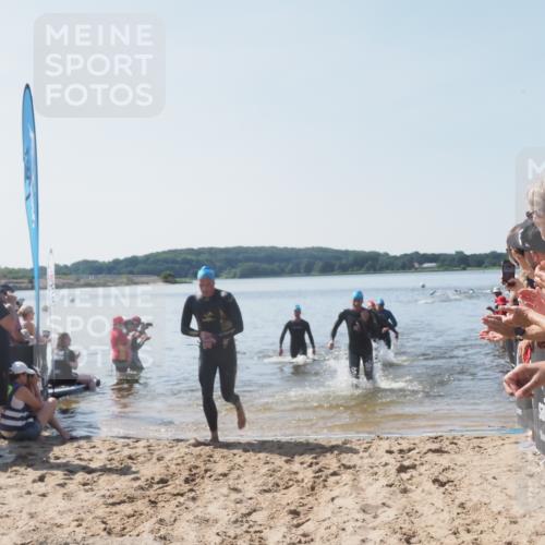 22.06.2025 - Viking Triathlon MichiJ http://msf.ph/oto/8064052 22.06.2025 10:27:07 Schwimmen 52, 81, 145, 288, 623 meine-sportfotos.de