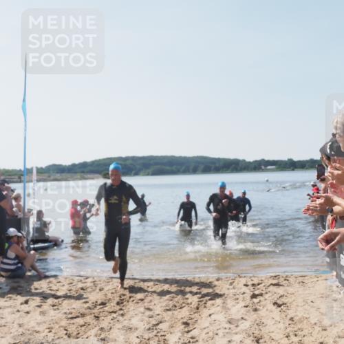 22.06.2025 - Viking Triathlon MichiJ http://msf.ph/oto/8064055 22.06.2025 10:27:07 Schwimmen 52, 81, 145, 288, 623 meine-sportfotos.de