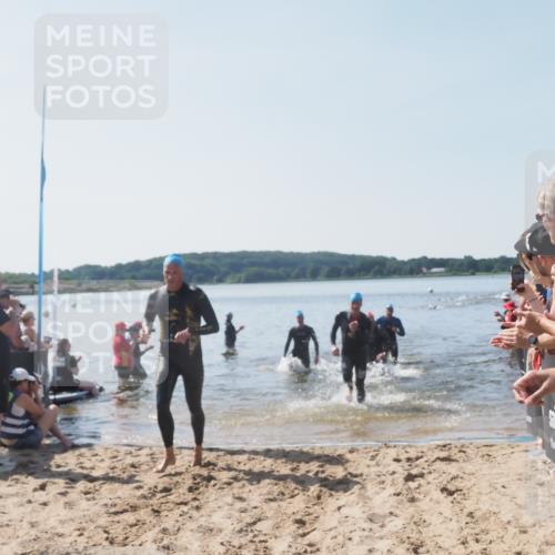 22.06.2025 - Viking Triathlon MichiJ http://msf.ph/oto/8064056 22.06.2025 10:27:08 Schwimmen 52, 81, 145, 288, 623 meine-sportfotos.de