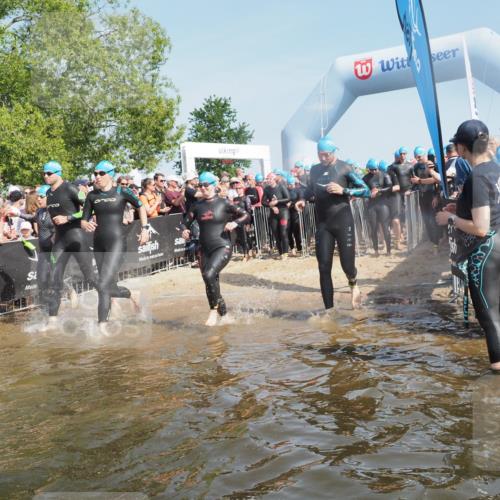 22.06.2025 - Viking Triathlon KatJ http://msf.ph/oto/8064060 22.06.2025 10:03:54 Schwimmen 26, 54, 77, 157, 215, 220, 242, 296, 336, 383, 396, 433, 451, 495, 639 meine-sportfotos.de