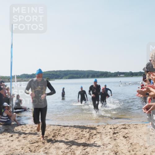22.06.2025 - Viking Triathlon MichiJ http://msf.ph/oto/8064061 22.06.2025 10:27:08 Schwimmen 52, 81, 145, 288, 623 meine-sportfotos.de