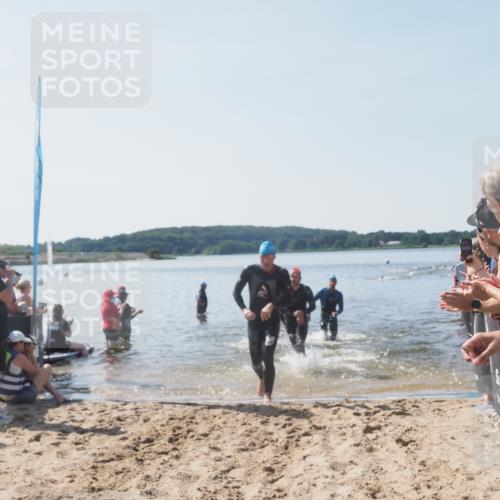 22.06.2025 - Viking Triathlon MichiJ http://msf.ph/oto/8064073 22.06.2025 10:27:09 Schwimmen 52, 81, 145, 288, 623 meine-sportfotos.de