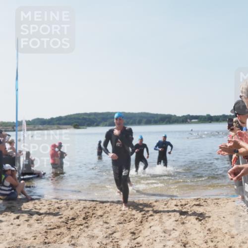 22.06.2025 - Viking Triathlon MichiJ http://msf.ph/oto/8064079 22.06.2025 10:27:10 Schwimmen 52, 81, 145, 623 meine-sportfotos.de