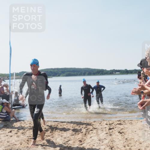 22.06.2025 - Viking Triathlon MichiJ http://msf.ph/oto/8064091 22.06.2025 10:27:12 Schwimmen 52, 81, 145, 623 meine-sportfotos.de
