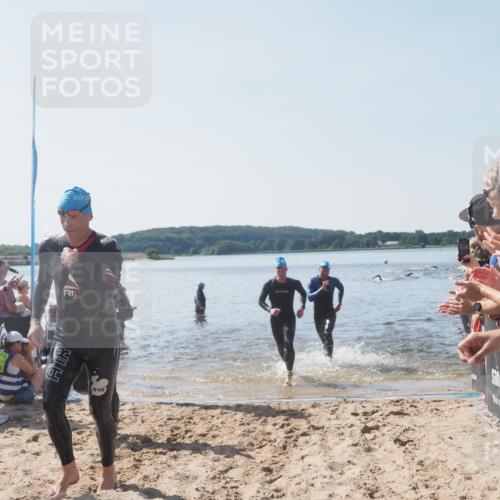 22.06.2025 - Viking Triathlon MichiJ http://msf.ph/oto/8064095 22.06.2025 10:27:12 Schwimmen 52, 81, 145, 623 meine-sportfotos.de