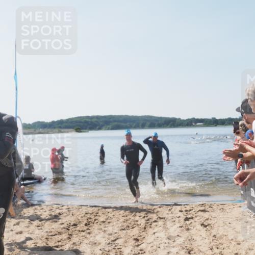 22.06.2025 - Viking Triathlon MichiJ http://msf.ph/oto/8064098 22.06.2025 10:27:12 Schwimmen 52, 81, 145, 623 meine-sportfotos.de