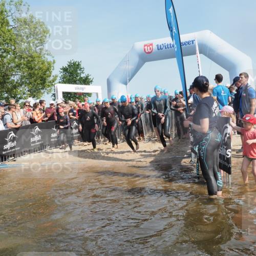 22.06.2025 - Viking Triathlon KatJ http://msf.ph/oto/8064100 22.06.2025 10:03:57 Schwimmen 26, 54, 77, 215, 220, 242, 315, 336, 383, 396, 433, 451, 495, 639, 657 meine-sportfotos.de