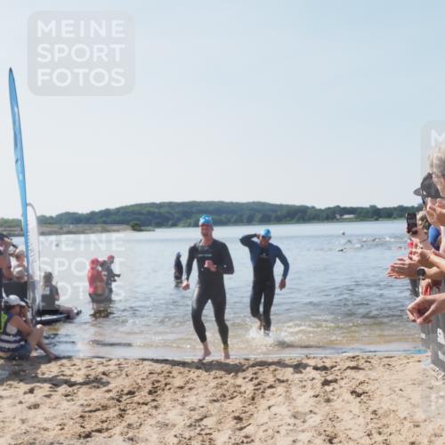 22.06.2025 - Viking Triathlon MichiJ http://msf.ph/oto/8064101 22.06.2025 10:27:13 Schwimmen 52, 81, 623 meine-sportfotos.de