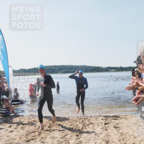 22.06.2025 - Viking Triathlon MichiJ http://msf.ph/oto/8064109 22.06.2025 10:27:13 Schwimmen 52, 81, 623 meine-sportfotos.de