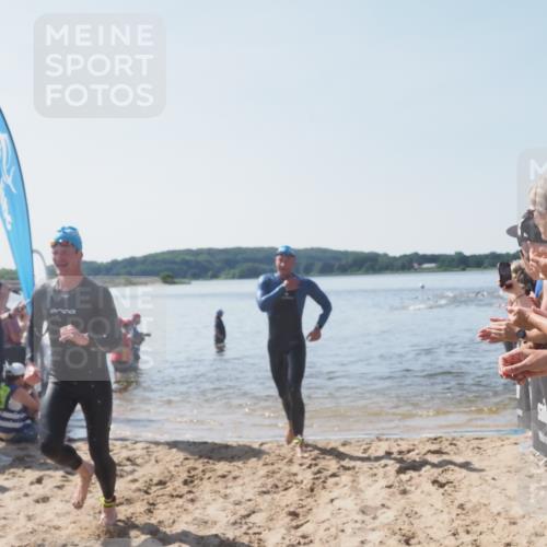 22.06.2025 - Viking Triathlon MichiJ http://msf.ph/oto/8064113 22.06.2025 10:27:14 Schwimmen 52, 81, 623 meine-sportfotos.de
