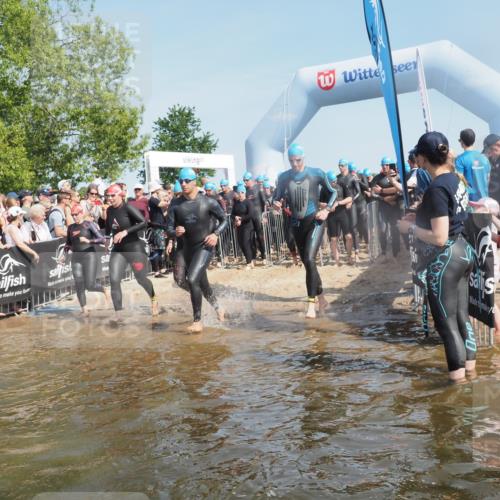 22.06.2025 - Viking Triathlon KatJ http://msf.ph/oto/8064119 22.06.2025 10:03:58 Schwimmen 26, 54, 77, 215, 220, 242, 315, 336, 383, 396, 433, 451, 495, 639, 657 meine-sportfotos.de