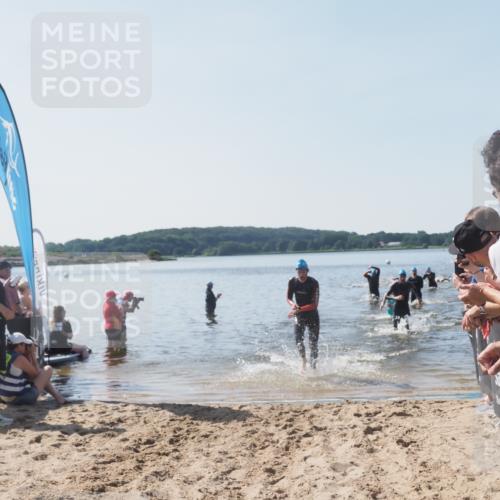 22.06.2025 - Viking Triathlon MichiJ http://msf.ph/oto/8064136 22.06.2025 10:27:35 Schwimmen 1, 176, 272, 286, 611 meine-sportfotos.de