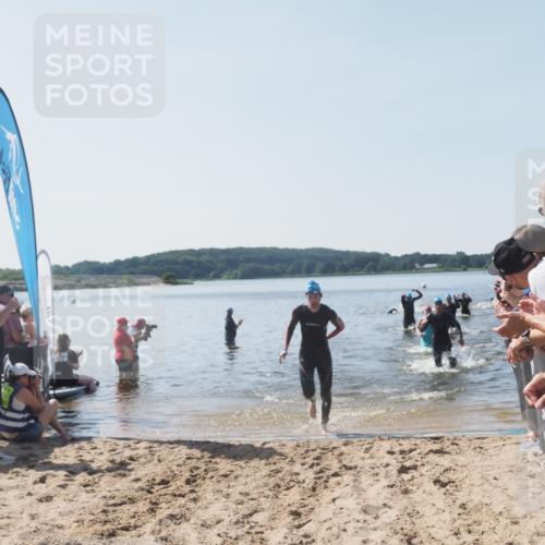 22.06.2025 - Viking Triathlon MichiJ http://msf.ph/oto/8064142 22.06.2025 10:27:35 Schwimmen 1, 176, 272, 286, 611 meine-sportfotos.de