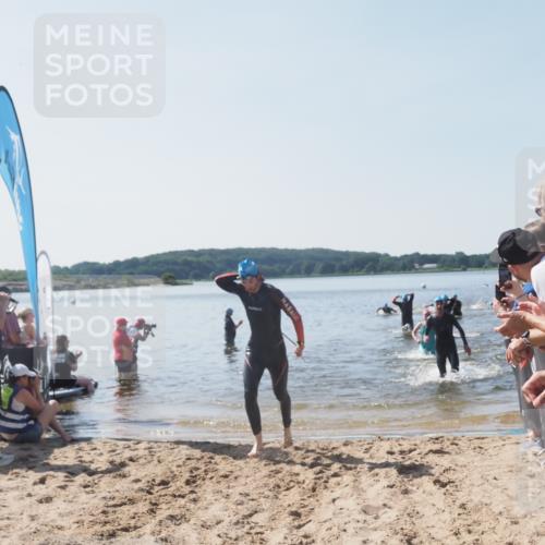 22.06.2025 - Viking Triathlon MichiJ http://msf.ph/oto/8064150 22.06.2025 10:27:36 Schwimmen 1, 176, 272, 286, 611 meine-sportfotos.de