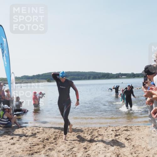 22.06.2025 - Viking Triathlon MichiJ http://msf.ph/oto/8064153 22.06.2025 10:27:37 Schwimmen 1, 176, 272, 286, 611 meine-sportfotos.de
