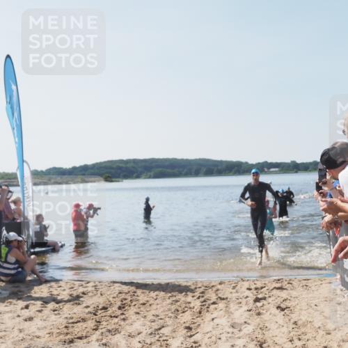 22.06.2025 - Viking Triathlon MichiJ http://msf.ph/oto/8064167 22.06.2025 10:27:38 Schwimmen 1, 176, 230, 272, 286, 611 meine-sportfotos.de