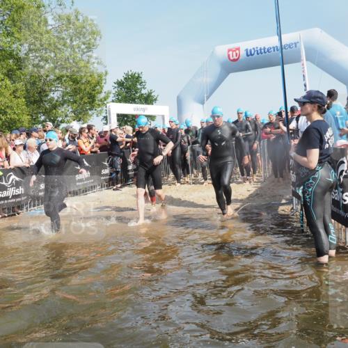 22.06.2025 - Viking Triathlon KatJ http://msf.ph/oto/8064168 22.06.2025 10:04:03 Schwimmen 54, 215, 220, 240, 242, 313, 315, 336, 370, 383, 433, 448, 614, 639, 657 meine-sportfotos.de