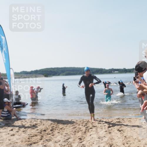 22.06.2025 - Viking Triathlon MichiJ http://msf.ph/oto/8064175 22.06.2025 10:27:39 Schwimmen 1, 176, 198, 230, 272, 611 meine-sportfotos.de