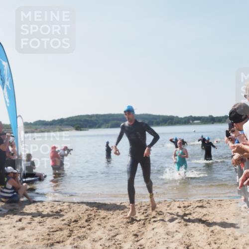 22.06.2025 - Viking Triathlon MichiJ http://msf.ph/oto/8064178 22.06.2025 10:27:40 Schwimmen 1, 176, 198, 230, 272, 534, 611 meine-sportfotos.de