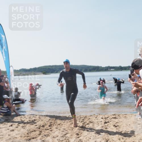 22.06.2025 - Viking Triathlon MichiJ http://msf.ph/oto/8064182 22.06.2025 10:27:40 Schwimmen 1, 176, 198, 230, 272, 534, 611 meine-sportfotos.de
