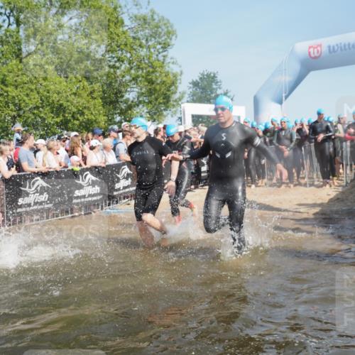 22.06.2025 - Viking Triathlon KatJ http://msf.ph/oto/8064183 22.06.2025 10:04:04 Schwimmen 54, 215, 220, 240, 242, 313, 315, 336, 370, 433, 448, 614, 639, 657 meine-sportfotos.de