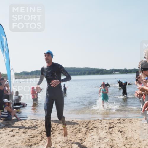 22.06.2025 - Viking Triathlon MichiJ http://msf.ph/oto/8064185 22.06.2025 10:27:40 Schwimmen 1, 176, 198, 230, 272, 534, 611 meine-sportfotos.de