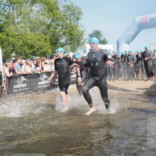 22.06.2025 - Viking Triathlon KatJ http://msf.ph/oto/8064186 22.06.2025 10:04:04 Schwimmen 54, 215, 220, 240, 242, 313, 315, 336, 370, 433, 448, 614, 639, 657 meine-sportfotos.de