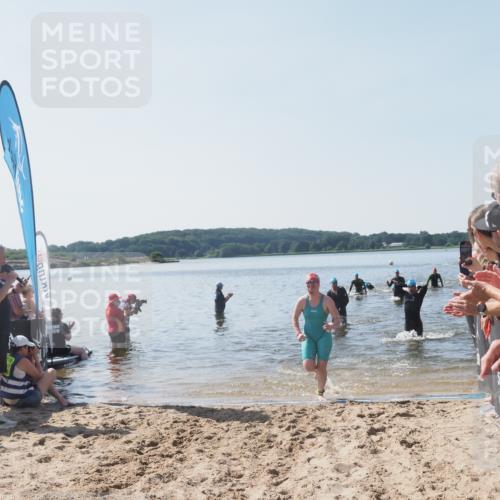 22.06.2025 - Viking Triathlon MichiJ http://msf.ph/oto/8064195 22.06.2025 10:27:41 Schwimmen 1, 176, 198, 230, 272, 534, 611 meine-sportfotos.de
