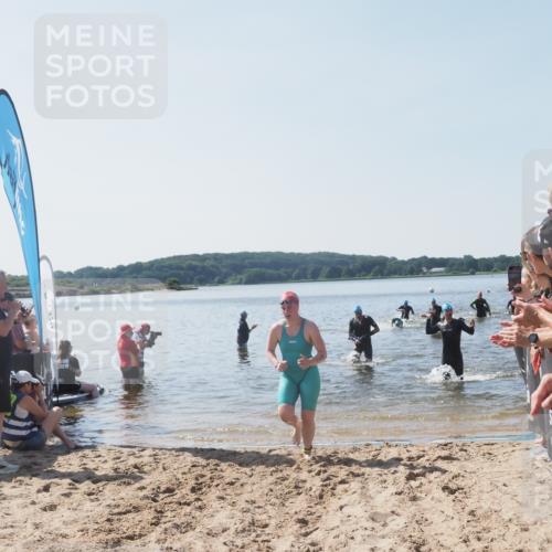 22.06.2025 - Viking Triathlon MichiJ http://msf.ph/oto/8064202 22.06.2025 10:27:42 Schwimmen 1, 176, 198, 230, 272, 534, 611 meine-sportfotos.de