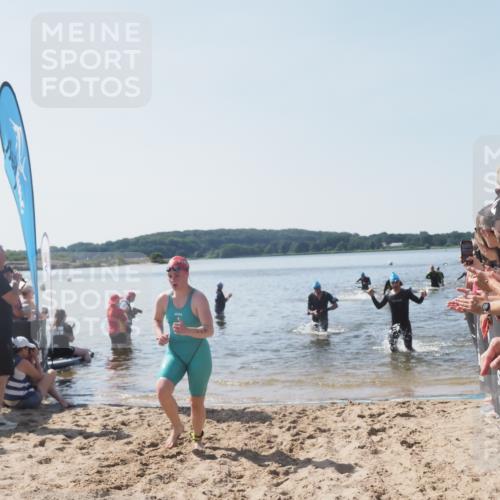22.06.2025 - Viking Triathlon MichiJ http://msf.ph/oto/8064209 22.06.2025 10:27:43 Schwimmen 1, 176, 198, 230, 534, 611 meine-sportfotos.de