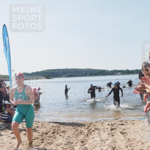 22.06.2025 - Viking Triathlon MichiJ http://msf.ph/oto/8064213 22.06.2025 10:27:43 Schwimmen 1, 176, 198, 230, 534, 611 meine-sportfotos.de