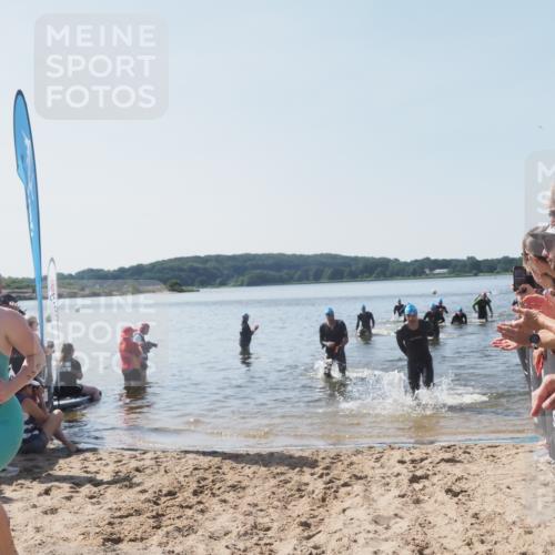 22.06.2025 - Viking Triathlon MichiJ http://msf.ph/oto/8064215 22.06.2025 10:27:44 Schwimmen 1, 176, 198, 230, 534, 611 meine-sportfotos.de