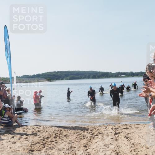 22.06.2025 - Viking Triathlon MichiJ http://msf.ph/oto/8064216 22.06.2025 10:27:44 Schwimmen 1, 176, 198, 230, 534, 611 meine-sportfotos.de