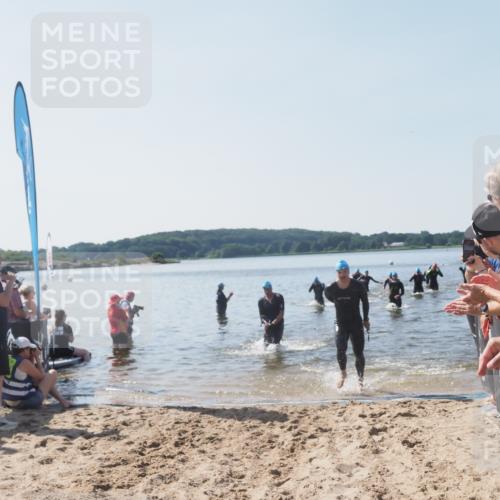 22.06.2025 - Viking Triathlon MichiJ http://msf.ph/oto/8064224 22.06.2025 10:27:45 Schwimmen 1, 176, 198, 230, 534 meine-sportfotos.de