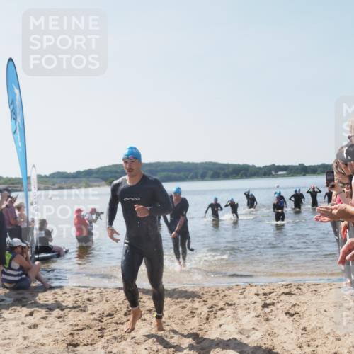 22.06.2025 - Viking Triathlon MichiJ http://msf.ph/oto/8064242 22.06.2025 10:27:47 Schwimmen 1, 90, 176, 198, 230, 289, 534, 616 meine-sportfotos.de