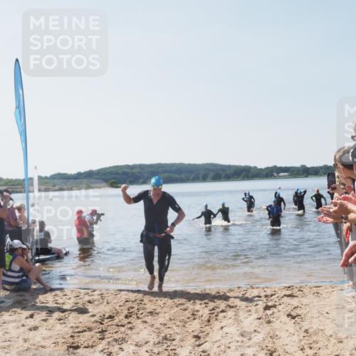 22.06.2025 - Viking Triathlon MichiJ http://msf.ph/oto/8064251 22.06.2025 10:27:48 Schwimmen 1, 90, 176, 196, 198, 230, 289, 534, 616 meine-sportfotos.de