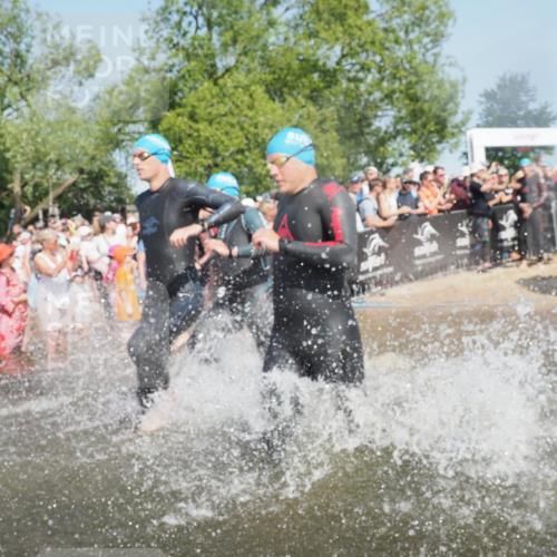 22.06.2025 - Viking Triathlon KatJ http://msf.ph/oto/8064252 22.06.2025 10:04:11 Schwimmen 141, 142, 156, 185, 199, 240, 276, 313, 351, 370, 448, 474, 493, 529, 614 meine-sportfotos.de