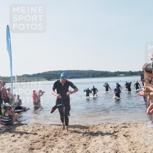 22.06.2025 - Viking Triathlon MichiJ http://msf.ph/oto/8064254 22.06.2025 10:27:49 Schwimmen 14, 90, 176, 178, 196, 198, 230, 289, 534, 616 meine-sportfotos.de