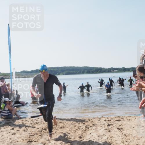 22.06.2025 - Viking Triathlon MichiJ http://msf.ph/oto/8064261 22.06.2025 10:27:49 Schwimmen 14, 90, 176, 178, 196, 198, 230, 289, 534, 616 meine-sportfotos.de