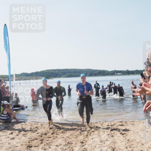 22.06.2025 - Viking Triathlon MichiJ http://msf.ph/oto/8064287 22.06.2025 10:27:57 Schwimmen 14, 90, 178, 196, 198, 230, 289, 401, 534, 616 meine-sportfotos.de
