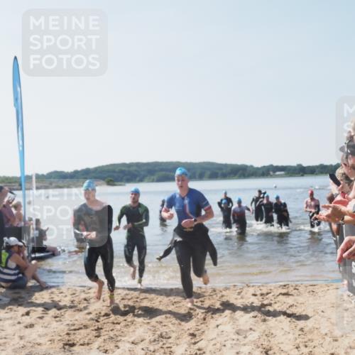 22.06.2025 - Viking Triathlon MichiJ http://msf.ph/oto/8064290 22.06.2025 10:27:58 Schwimmen 14, 90, 178, 196, 198, 230, 289, 401, 534, 616 meine-sportfotos.de