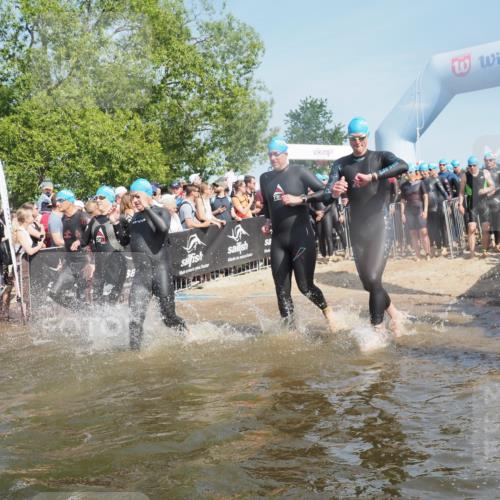 22.06.2025 - Viking Triathlon KatJ http://msf.ph/oto/8064294 22.06.2025 10:04:15 Schwimmen 115, 141, 142, 156, 185, 199, 253, 276, 351, 408, 474, 493, 529 meine-sportfotos.de