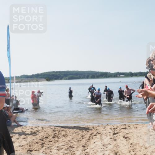 22.06.2025 - Viking Triathlon MichiJ http://msf.ph/oto/8064309 22.06.2025 10:28:00 Schwimmen 14, 90, 178, 196, 198, 289, 367, 401, 534, 616 meine-sportfotos.de