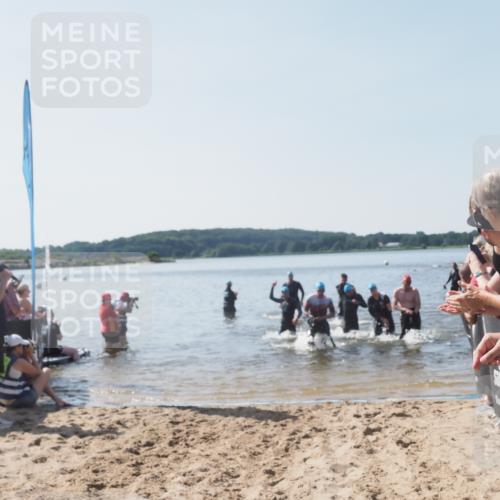 22.06.2025 - Viking Triathlon MichiJ http://msf.ph/oto/8064313 22.06.2025 10:28:00 Schwimmen 14, 90, 178, 196, 198, 289, 367, 401, 534, 616 meine-sportfotos.de