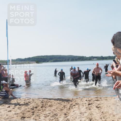 22.06.2025 - Viking Triathlon MichiJ http://msf.ph/oto/8064318 22.06.2025 10:28:02 Schwimmen 14, 90, 178, 196, 289, 367, 401, 616 meine-sportfotos.de