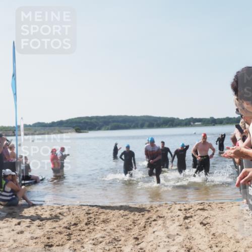 22.06.2025 - Viking Triathlon MichiJ http://msf.ph/oto/8064320 22.06.2025 10:28:02 Schwimmen 14, 90, 178, 196, 289, 367, 401, 616 meine-sportfotos.de