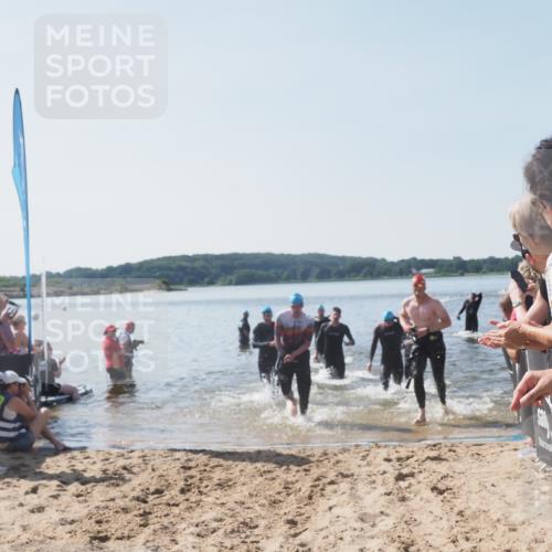 22.06.2025 - Viking Triathlon MichiJ http://msf.ph/oto/8064329 22.06.2025 10:28:03 Schwimmen 14, 90, 178, 196, 289, 367, 401, 616 meine-sportfotos.de