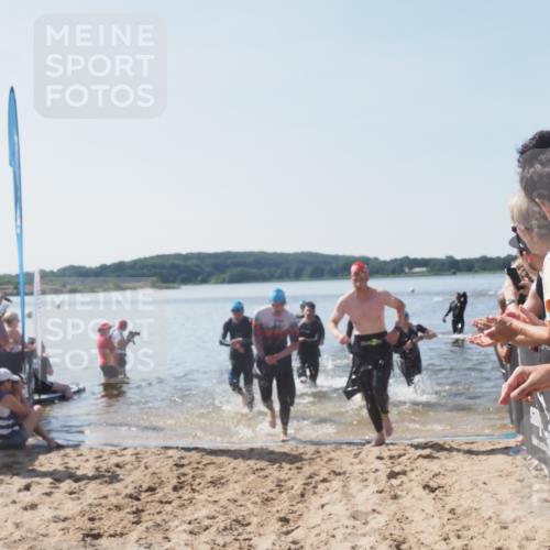 22.06.2025 - Viking Triathlon MichiJ http://msf.ph/oto/8064335 22.06.2025 10:28:04 Schwimmen 14, 90, 178, 196, 289, 367, 401, 616 meine-sportfotos.de