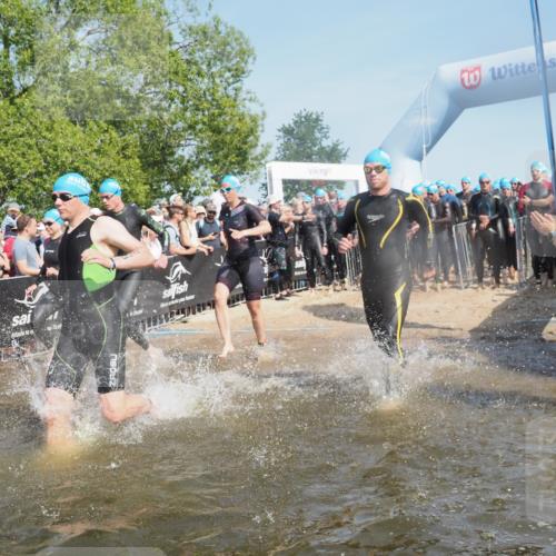 22.06.2025 - Viking Triathlon KatJ http://msf.ph/oto/8064339 22.06.2025 10:04:20 Schwimmen 115, 141, 142, 185, 195, 199, 209, 239, 253, 276, 335, 377, 408, 419, 447, 493 meine-sportfotos.de